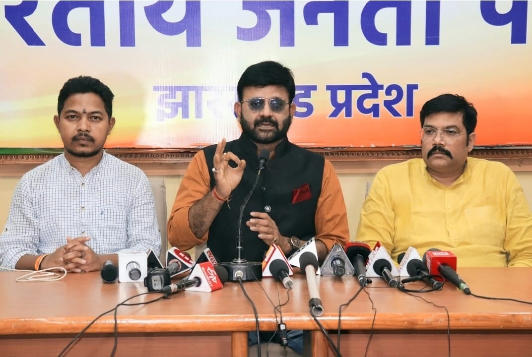 बाबूलाल को प्रतिपक्ष नेता बनाने की हिम्मत नहीं जुटा हेमंत सरकार : प्रतुल शाहदेव