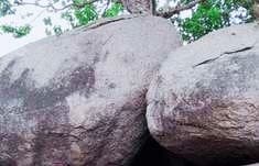 मोहम्मदगंज के काशीस्रोत डैम का प्रकृति प्रदत्त गुफा बना आस्था और आकर्षण का केंद्र