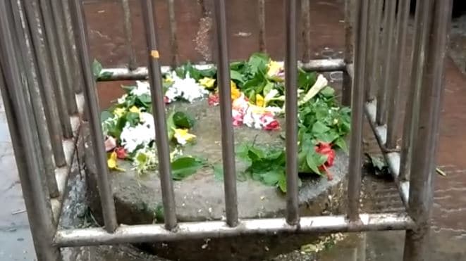 रहस्य: नीलचक्र पत्थर के कारण ही शिवलिंग को लंका नहीं ले जा पाया था रावण, जानिये इस पत्थर की मान्यता