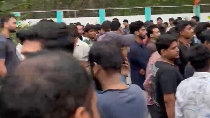 BREAKING:छात्र की मौत पर फूटा गुस्सा, पटना के IGIMS अस्पताल में कर दिया जोरदार हंगामा, मामले को शांत कराने में जुटी पुलिस