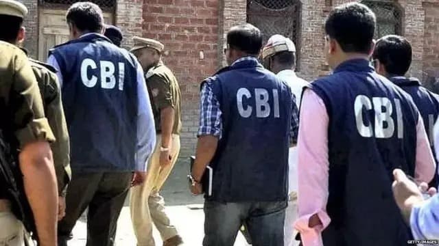 बड़ी खबर: साहिबगंज में एक बार फिर सीबीआई की दस्तक से हड़कंप, खनन दफ्तर की फाइलें और नींबू पहाड़ जांच के दायरे में